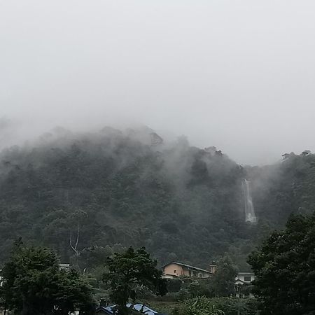 Thuvaraga Inn Nuwara Eliya Bagian luar foto